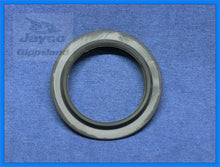 Load image into Gallery viewer, Thetford Cassette Lip Seal
