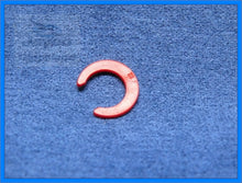 Load image into Gallery viewer, John Guest 12mm Tube Locking Clips Packet 10
